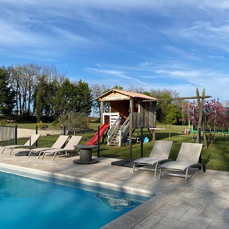 Coulonges Hotel Savignac-sur-Leyze Bagian luar foto