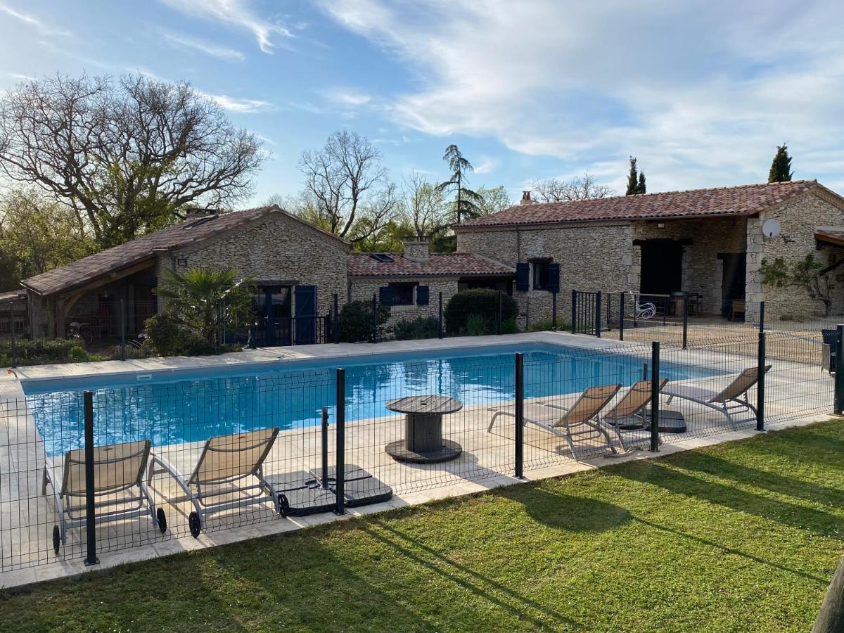 Coulonges Hotel Savignac-sur-Leyze Bagian luar foto