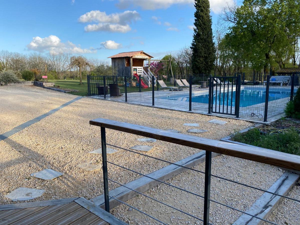 Coulonges Hotel Savignac-sur-Leyze Bagian luar foto